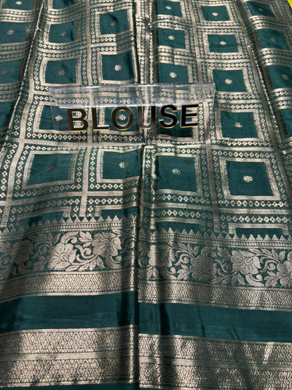 Artificial / Mix Crape Sarees