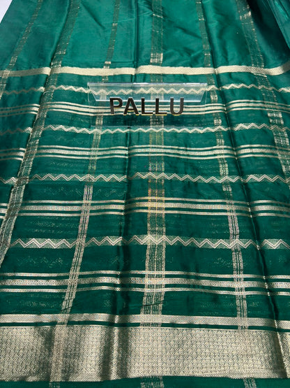 Artificial / Mix Crape Sarees