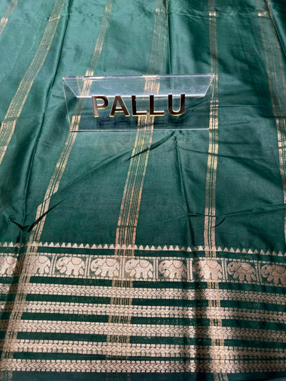 Artificial / Mix Crape Sarees