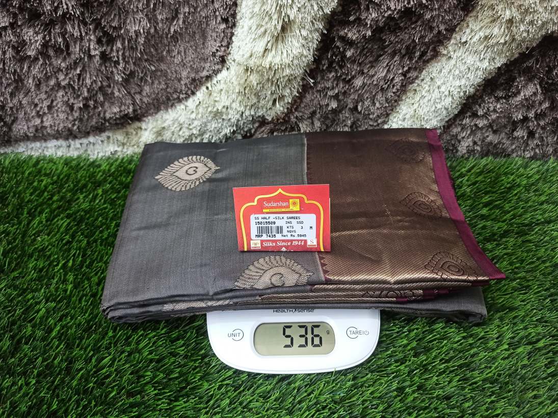 Pure Kanchipuram Silk Saree.