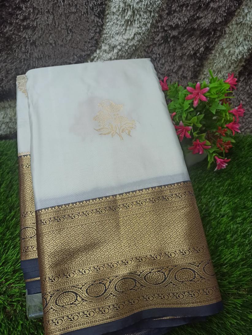 Kanchi Mix Silk Saree.