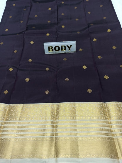 Pure Kanchipuram Silk Saree.