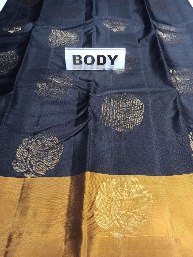 Pure Kanchipuram Silk Saree.