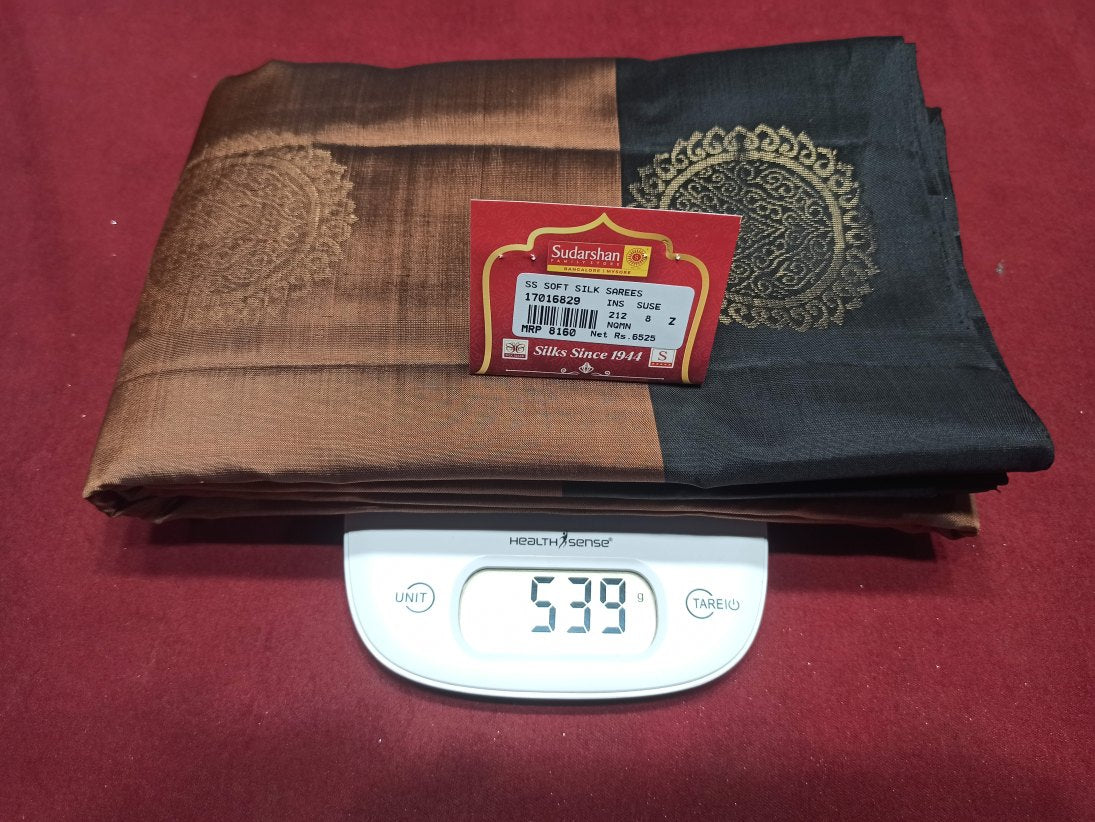 Pure Kanchipuram Silk Saree.