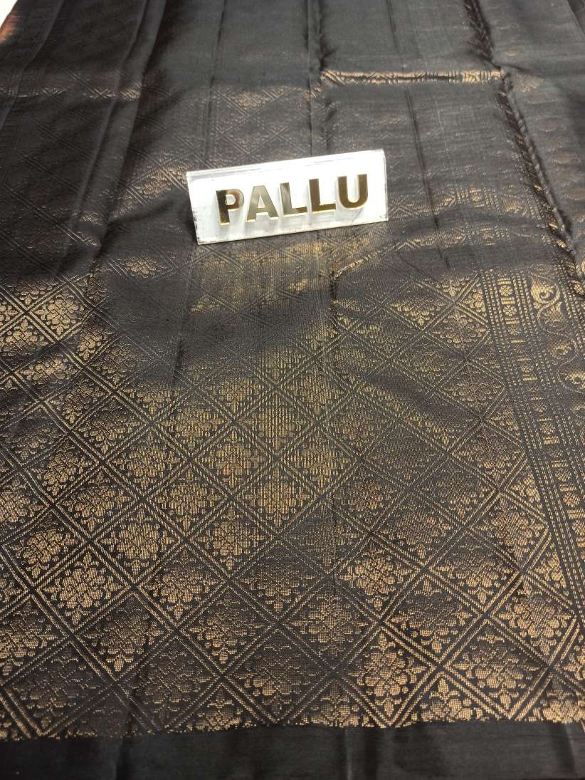 Pure Kanchipuram Silk Saree.