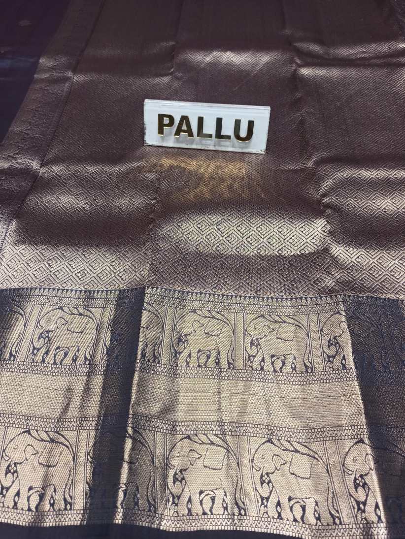 Pure Kanchipuram Silk Saree.