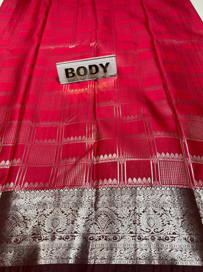 Red fabric with a patterned border and a label labeled 'BODY'.