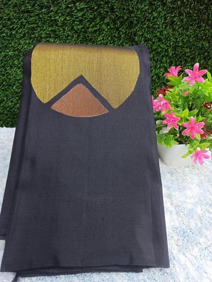 Pure Kanchipuram Silk Saree.