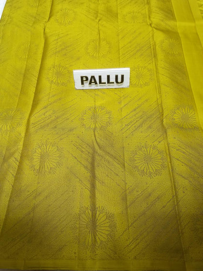 Pure Kanchipuram Silk Saree.