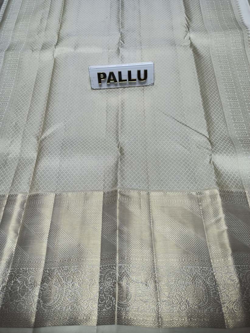 Pure Kanchipuram Silk Saree.