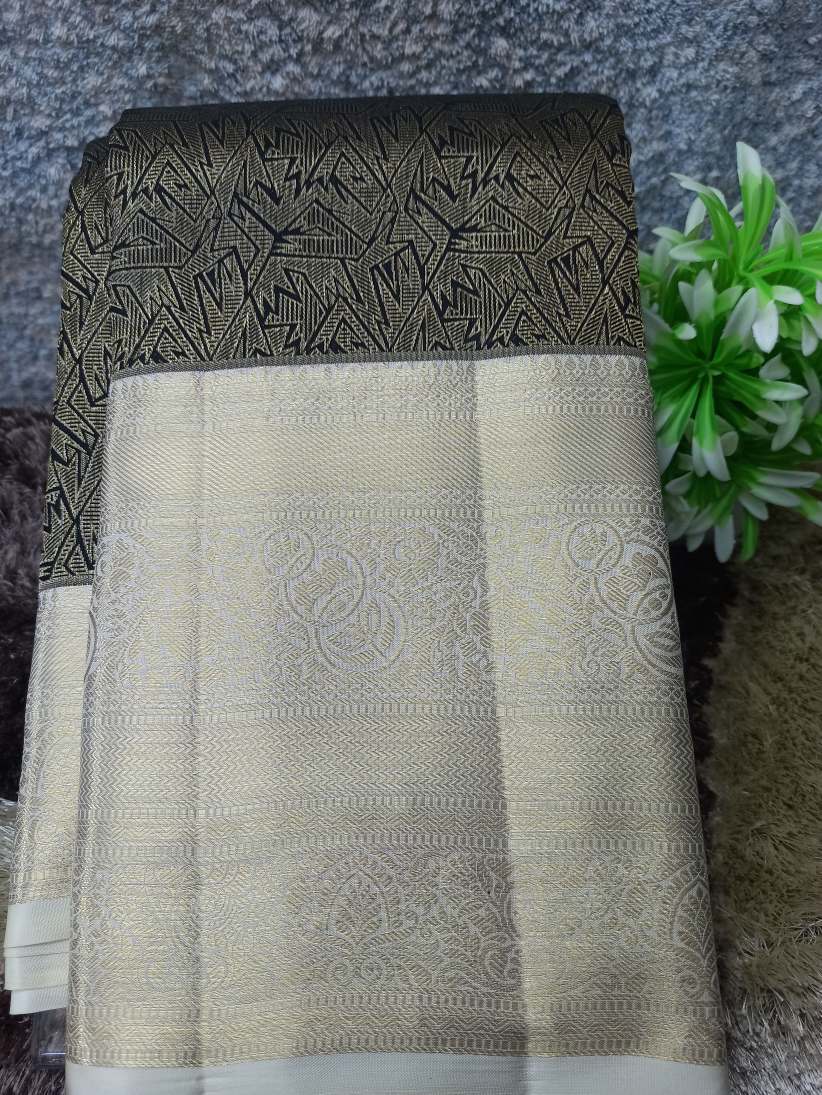 Pure Kanchipuram Silk Saree.