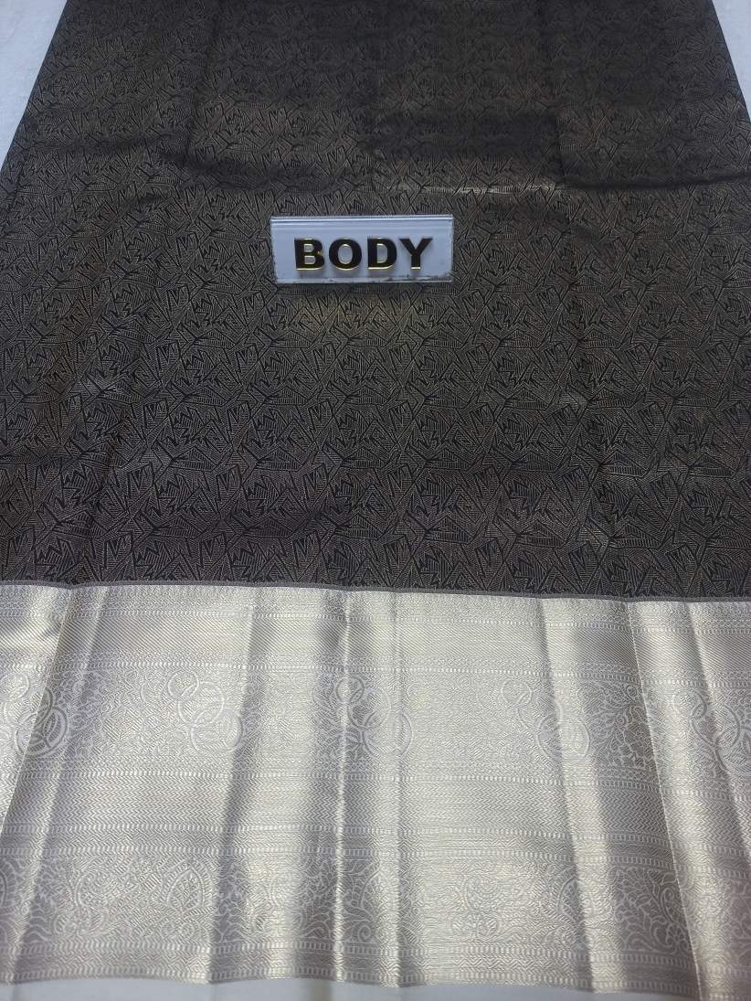 Pure Kanchipuram Silk Saree.