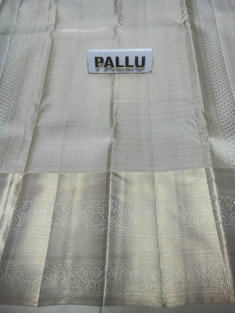 Pure Kanchipuram Silk Saree.