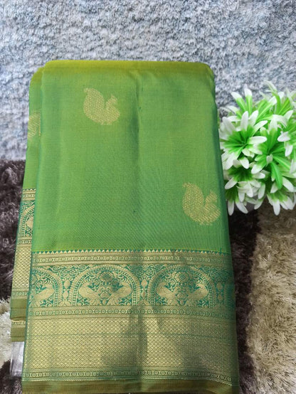 Pure Kanchipuram Silk Saree.