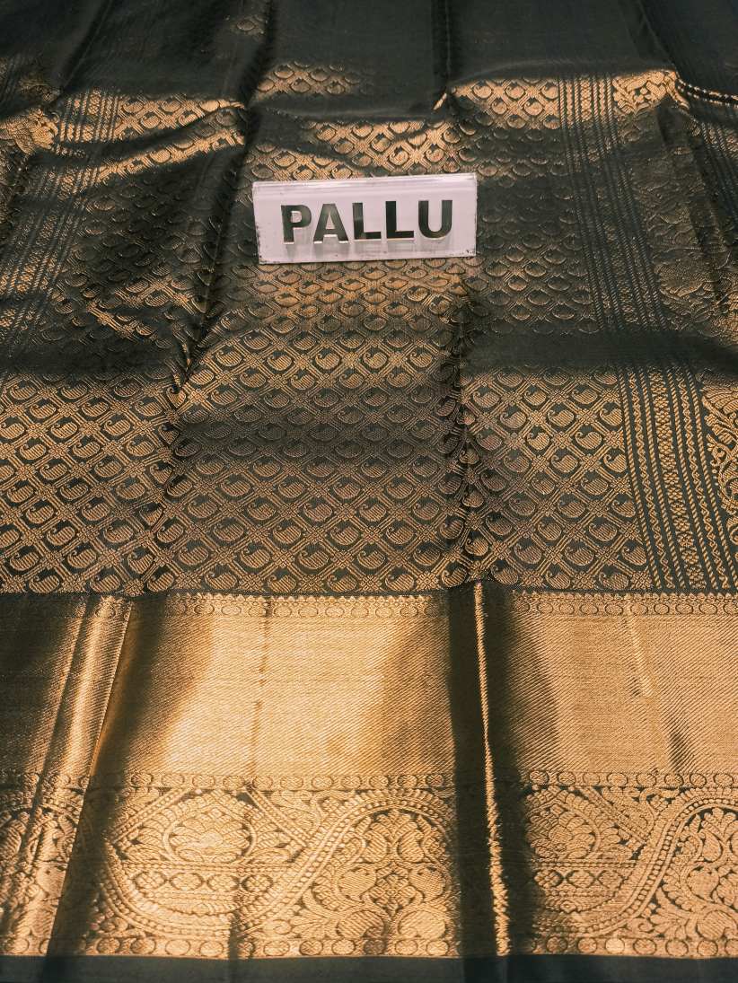 Pure Kanchipuram Silk Saree.