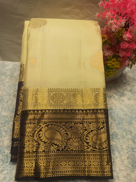 Pure Kanchipuram Silk Saree.