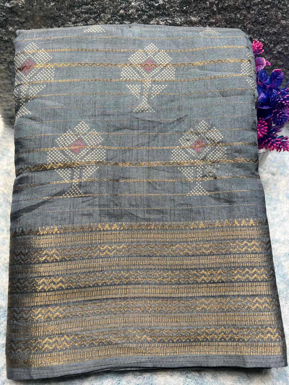 Pure Linen Silk Saree.