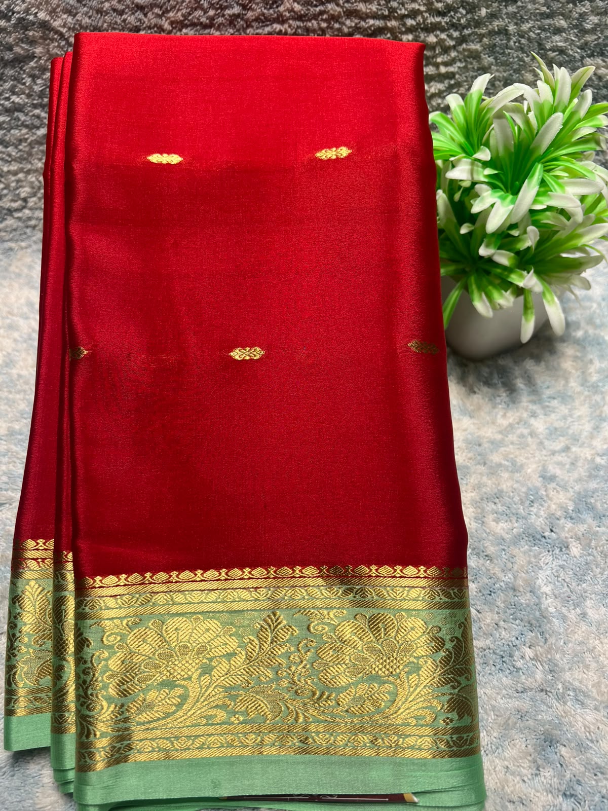 Pure Mysore Silk Saree ( 60 Grams )