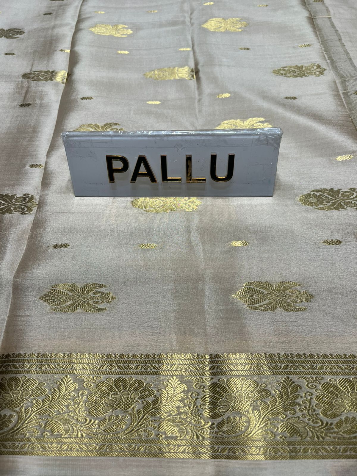 Pure Mysore Silk Saree ( 60 Grams )