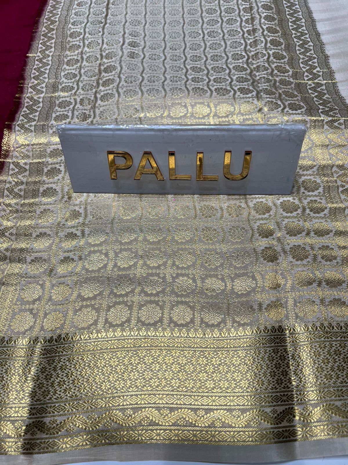 Pure Mysore Silk Saree ( 60 Grams )