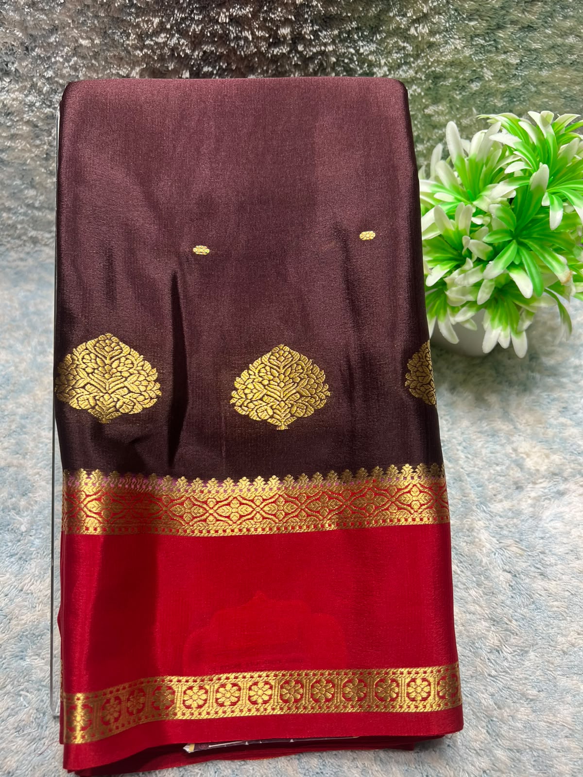 Pure Mysore Silk Saree ( 60 Grams )