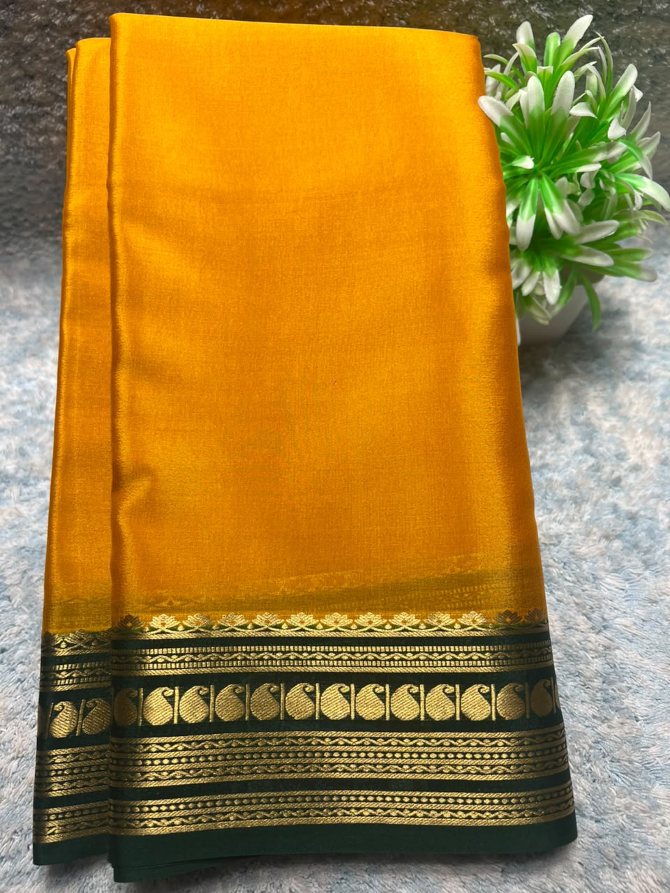 Pure Mysore Silk Saree ( 60 Grams )