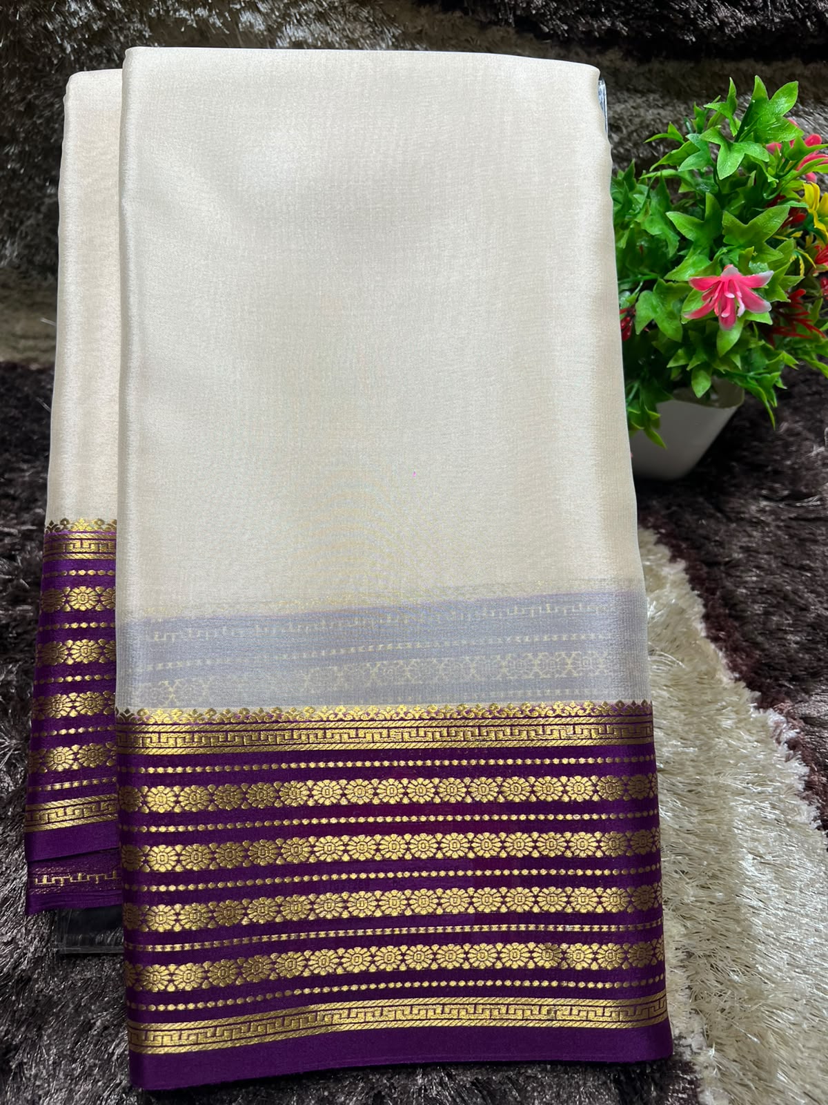 Pure Mysore Silk Saree ( 60 Grams )