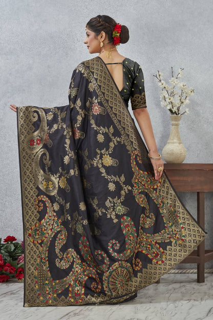 Catalog Designer Saree.