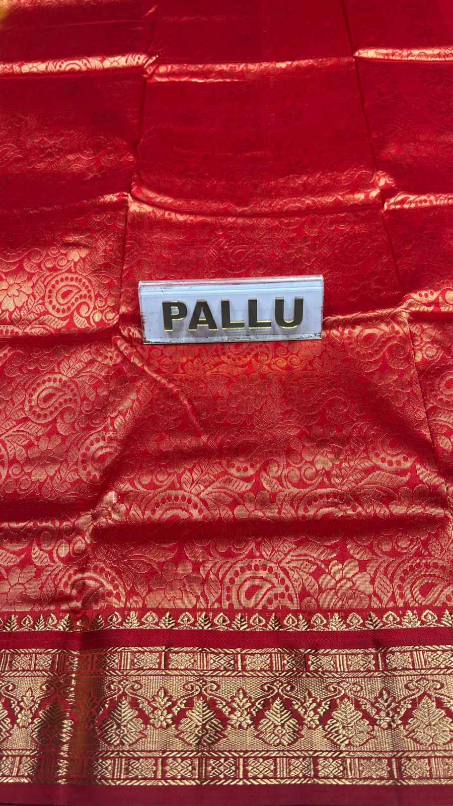 Pure Kanchipuram Silk Saree 9 Yards.