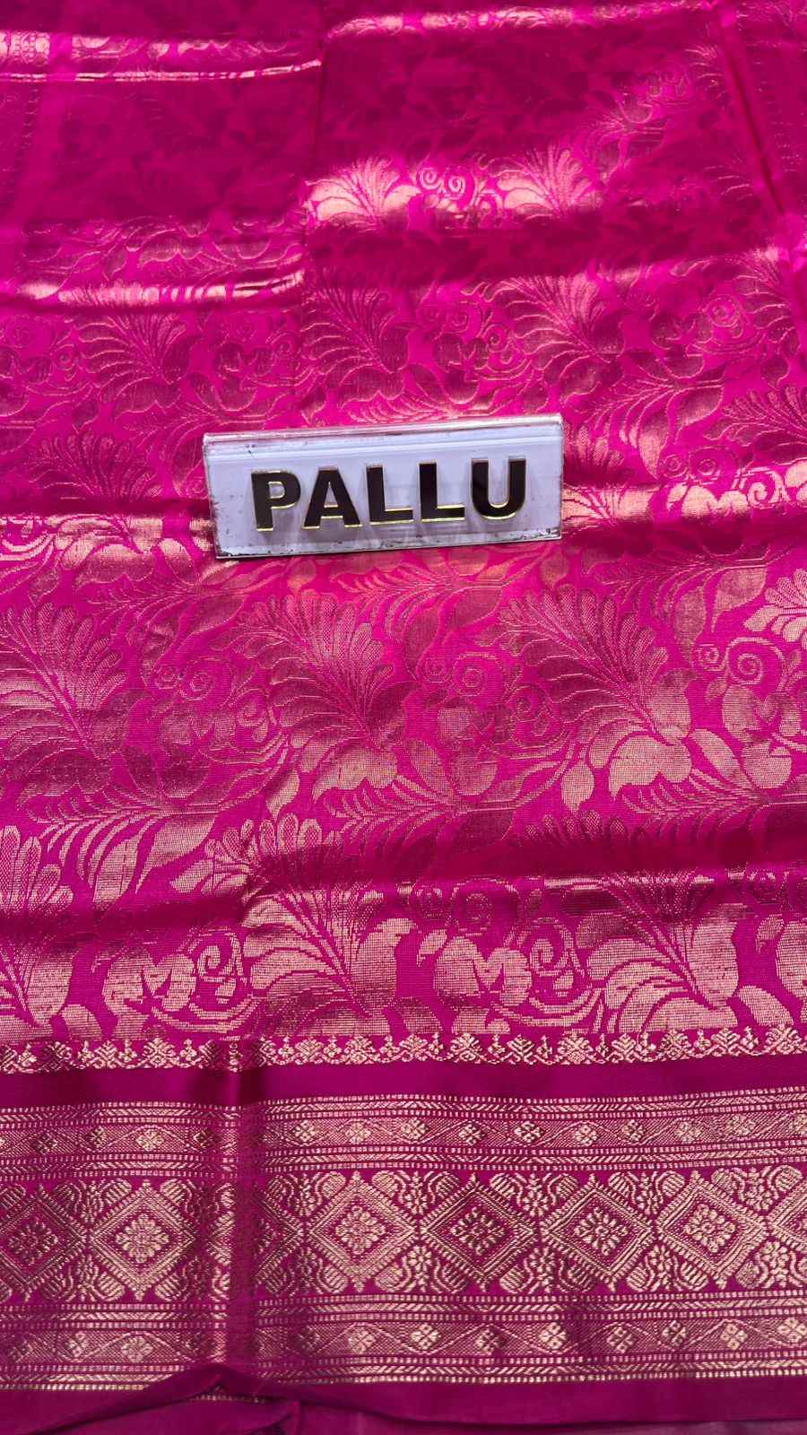 Pure Kanchipuram Silk Saree 9 Yards.