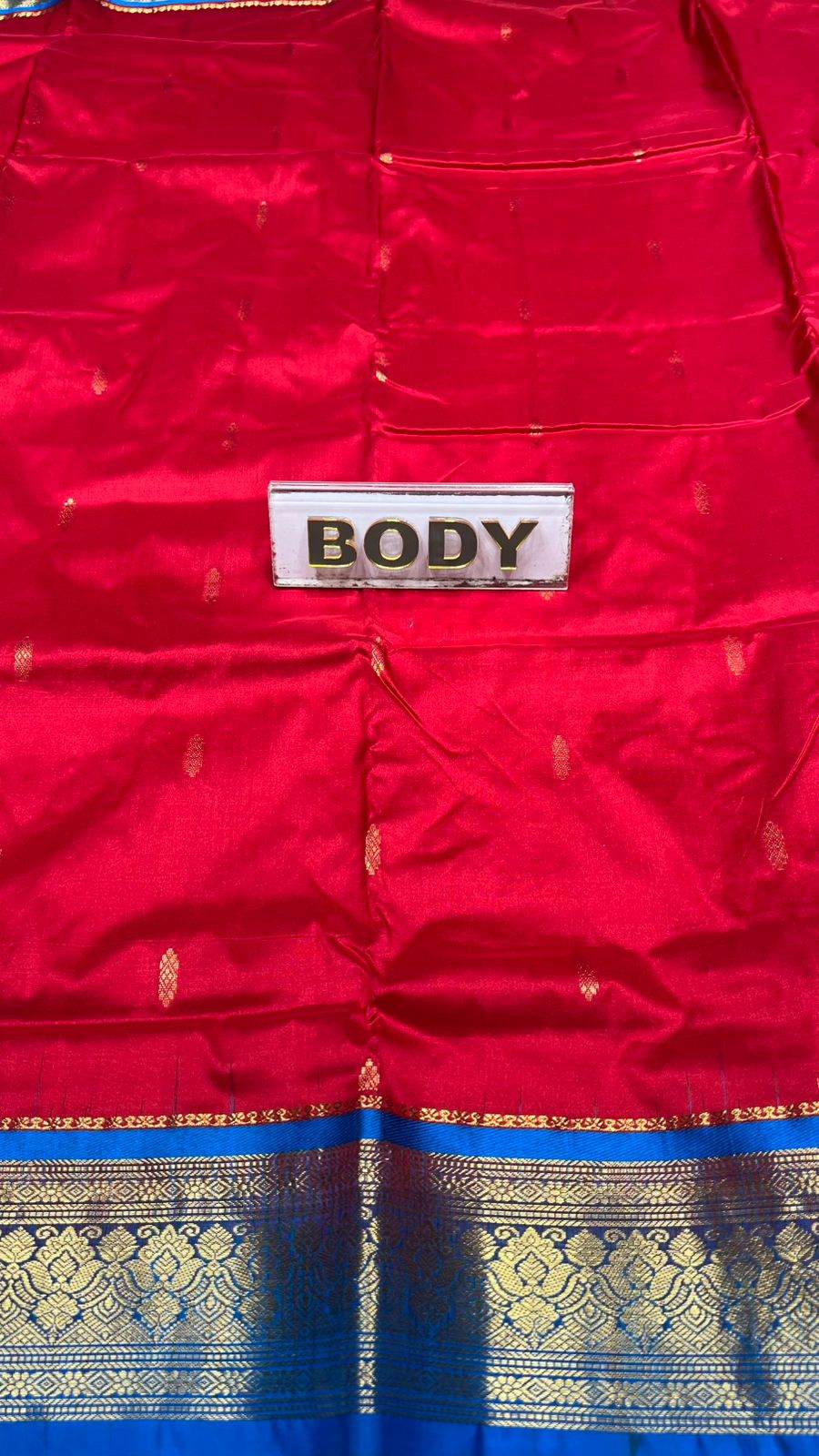 Pure Kanchipuram Silk Saree 9 Yards.