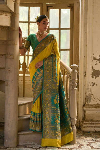 Catalog Designer Saree