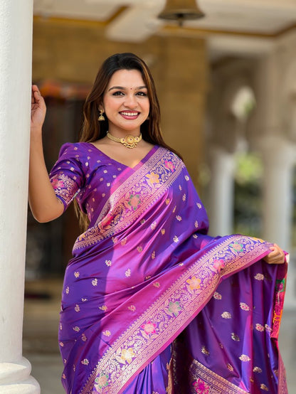 Catalog Designer Saree
