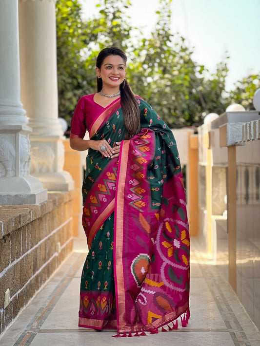 Catalog Designer Saree.