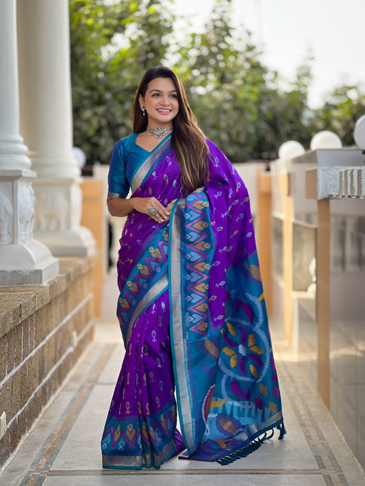 Catalog Designer Saree.