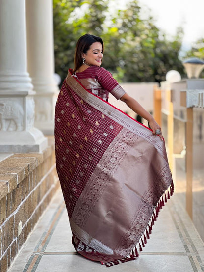 Catalog Designer Saree.