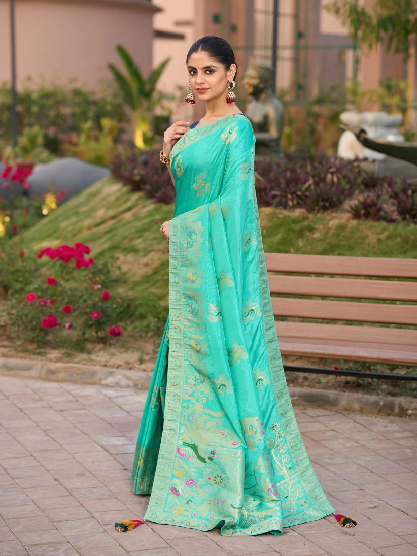 Catalog Designer Saree.