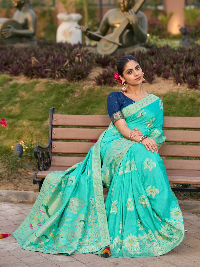 Catalog Designer Saree.