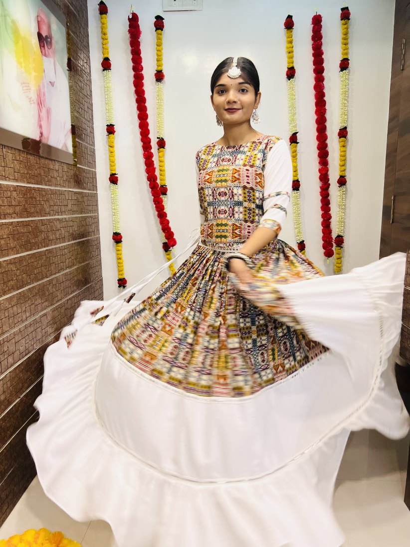 Latest Semi Stitched Lehenga Choli With Dupatta.