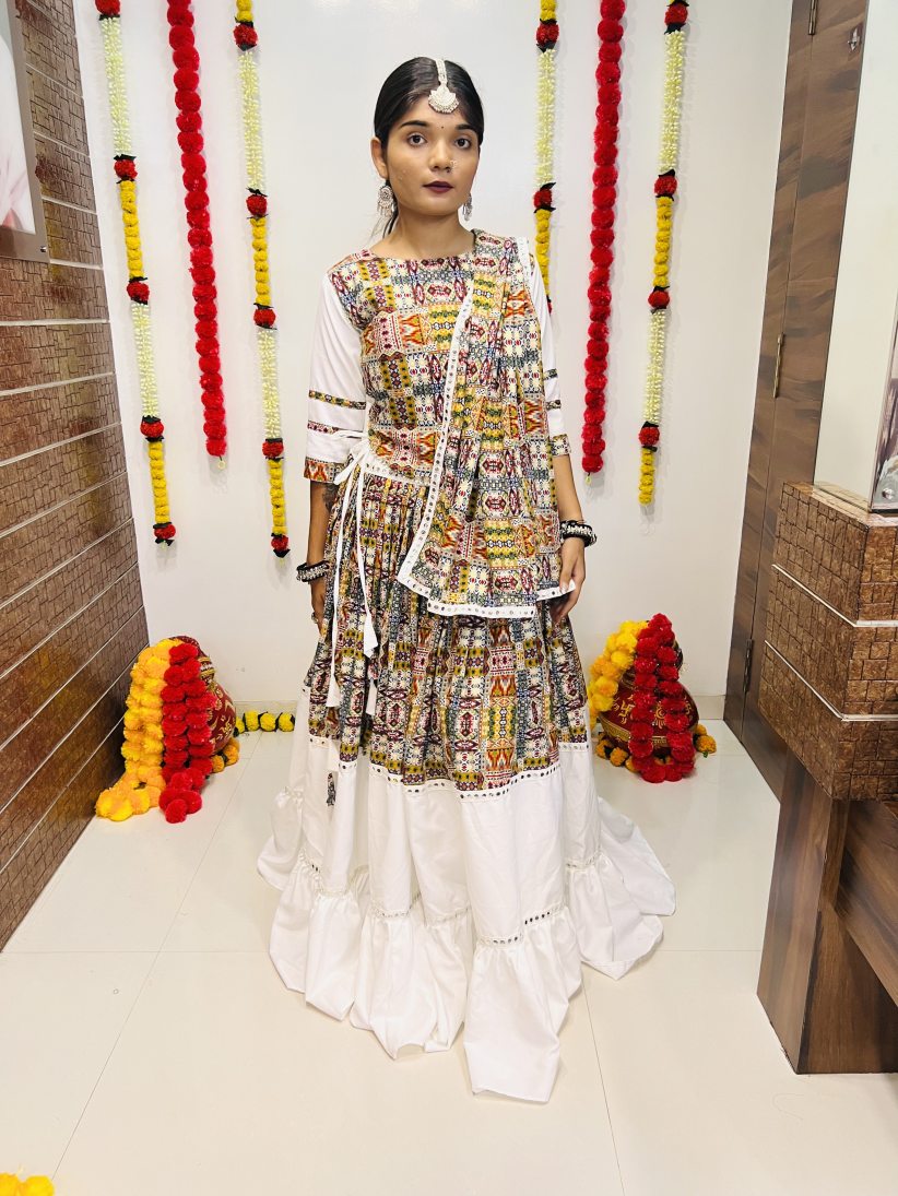 Latest Semi Stitched Lehenga Choli With Dupatta.