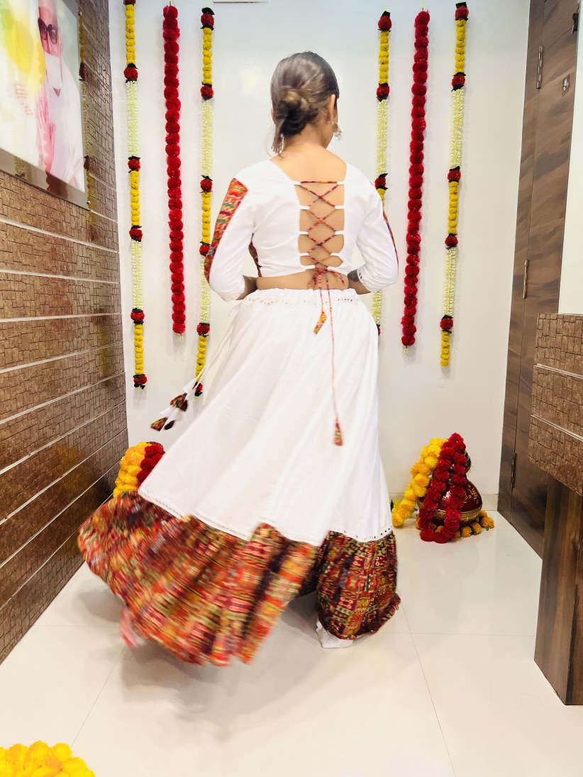 Latest Semi Stitched Lehenga Choli With Dupatta.