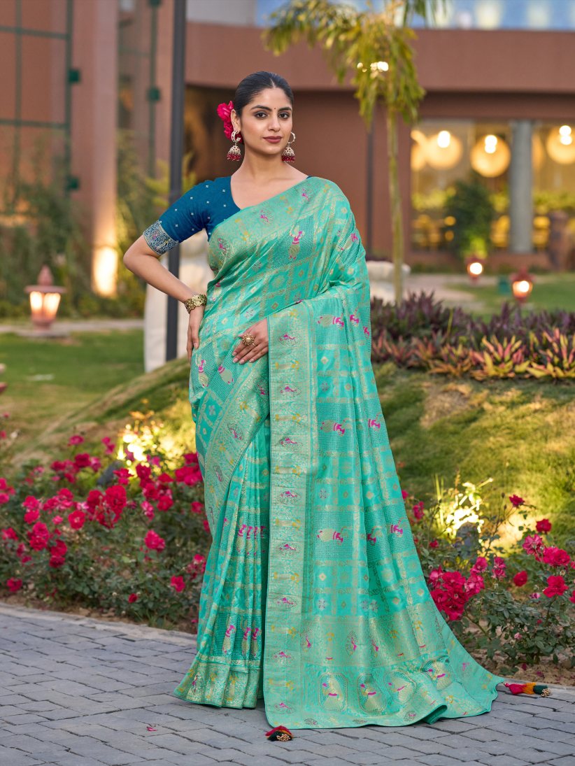Catalog Designer Saree.
