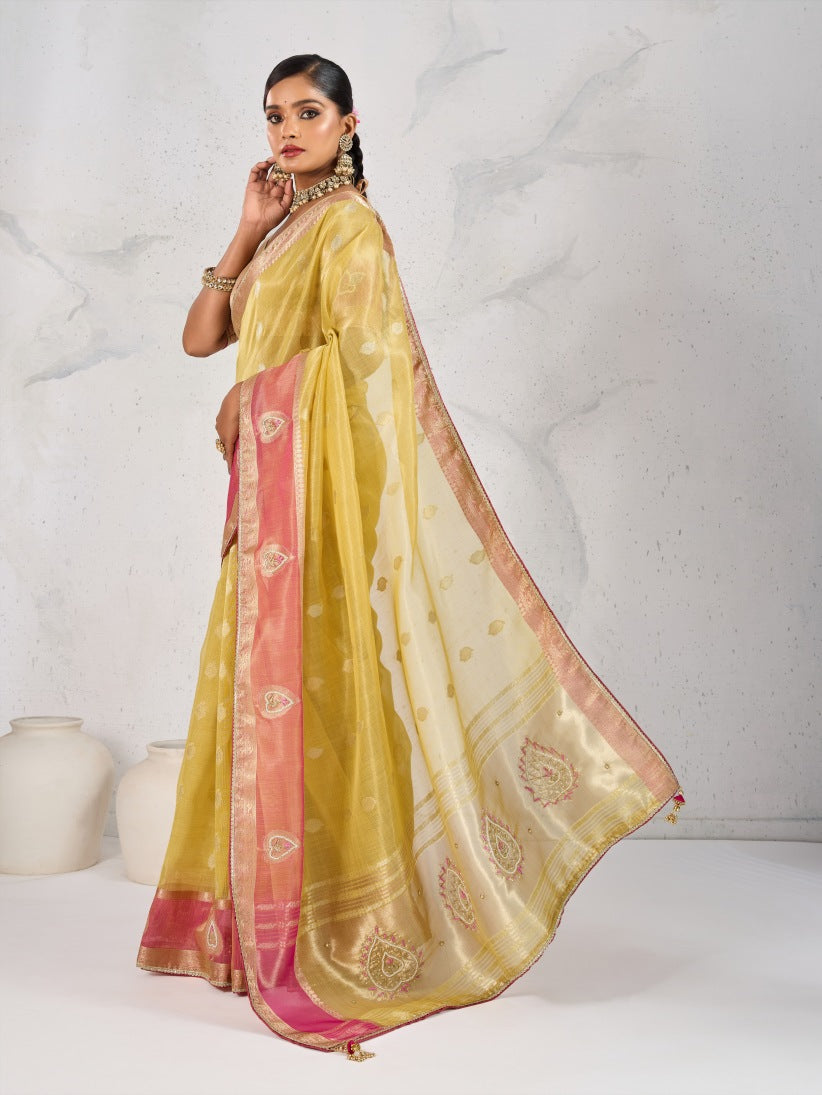 Kanchi Mix Silk Saree.