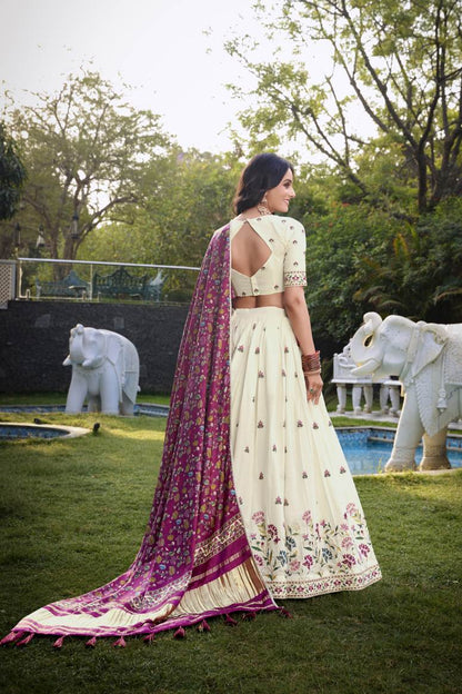 Latest Semi Stitched Lehenga Choli With Dupatta.