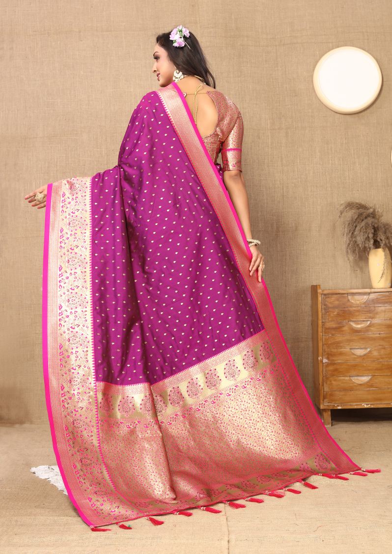Catalog Designer Saree.