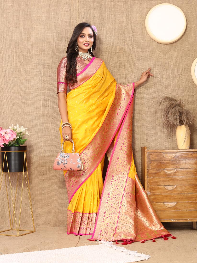 Catalog Designer Saree.