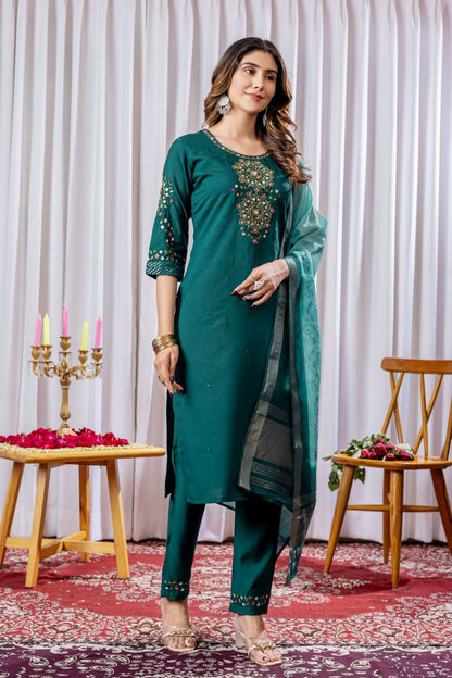 Latest ReadyMade Kurti Pant And Duppatta.