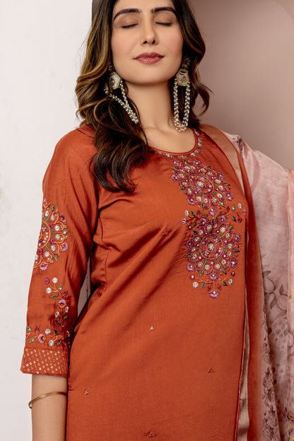 Latest ReadyMade Kurti Pant And Duppatta.