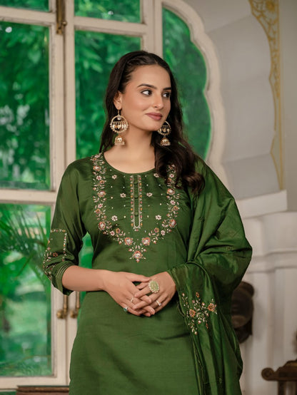 Latest ReadyMade Kurti Pant And Duppatta.