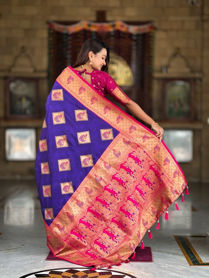 Catalog Designer Saree.